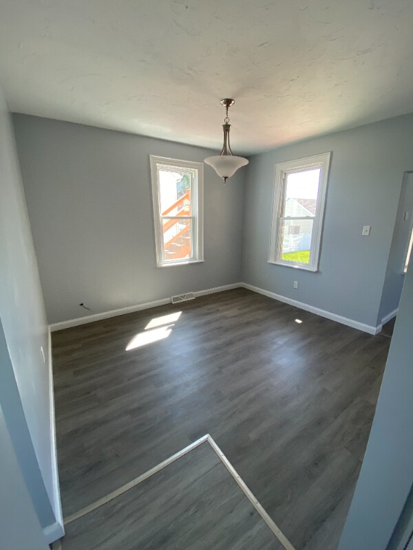 Foto del edificio - 712 Linden Ave