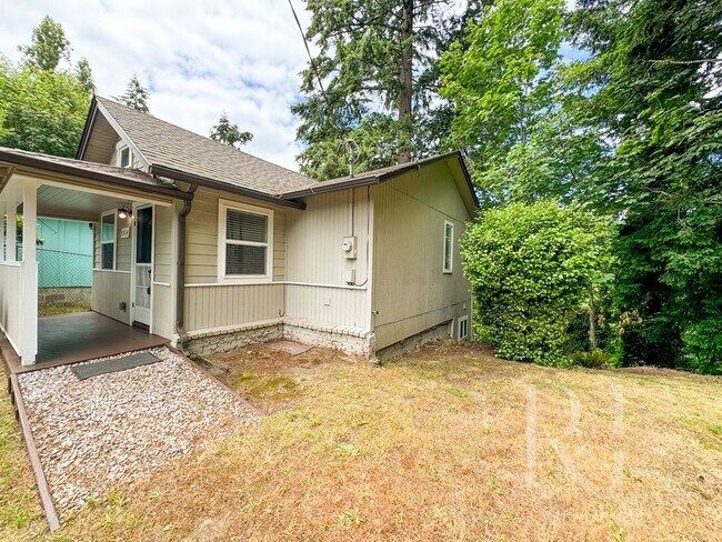 Building Photo - 1-Bd Bungalo, a Walk from Annapolis Ferry
