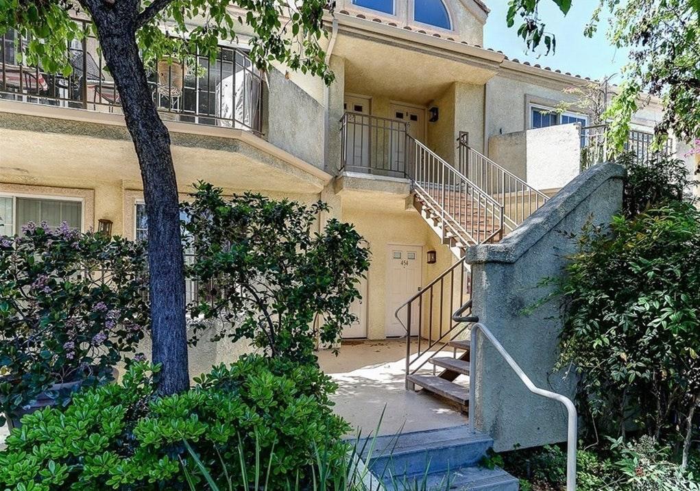 Primary Photo - 24105 Del Monte Dr