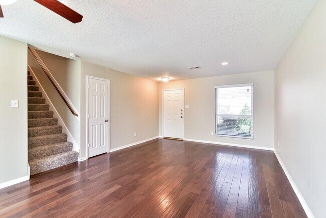 Foto del edificio - 5006 Ivy Fair Way