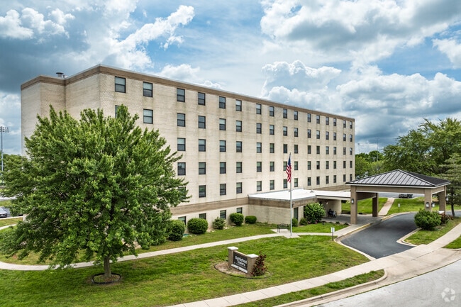 Building Photo - Battlefield Towers Apartments