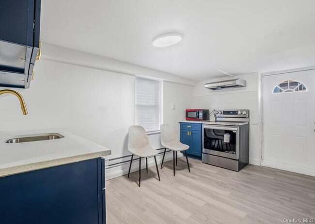 Foto del edificio - 6-18 Beach 67th St