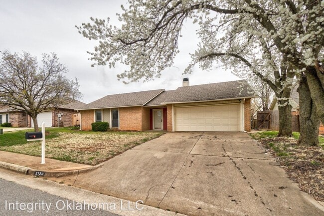 Building Photo - 3 br, 2 bath House - 2120 Shorewood Ln.