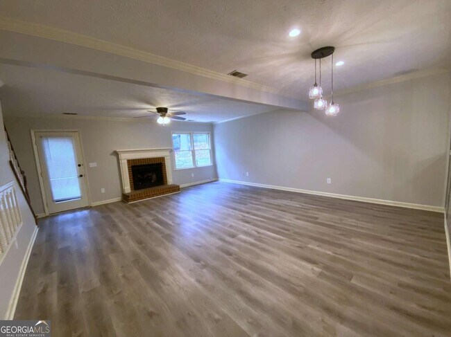 Foto del edificio - 1294 Whitlock Ridge Dr