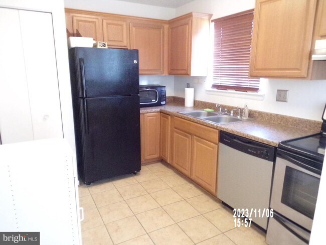 Foto del edificio - 2576 Merrywood Ct
