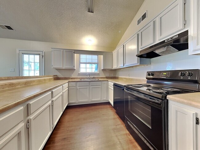 Building Photo - 1509 Eagles Landing Dr