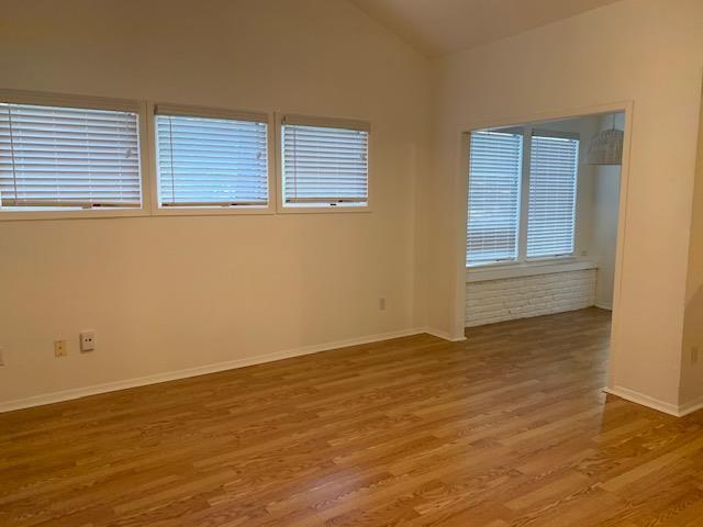 Foto del edificio - 2407 Winsted Ln