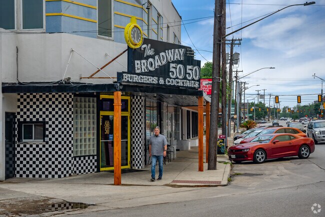 Hit Broadway 50/50 for upscale eats and drinks in Alamo Heights.