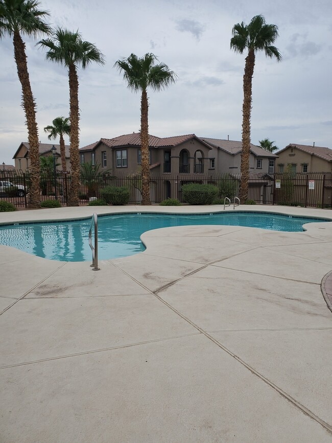 Building Photo - 1151 Safari Creek Dr