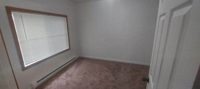 Building Photo - 6031 Madison