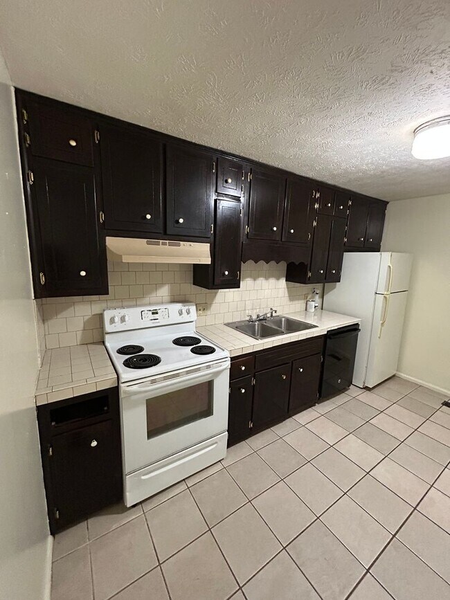 Foto del edificio - Perfectly Located Carrollton City Duplex!