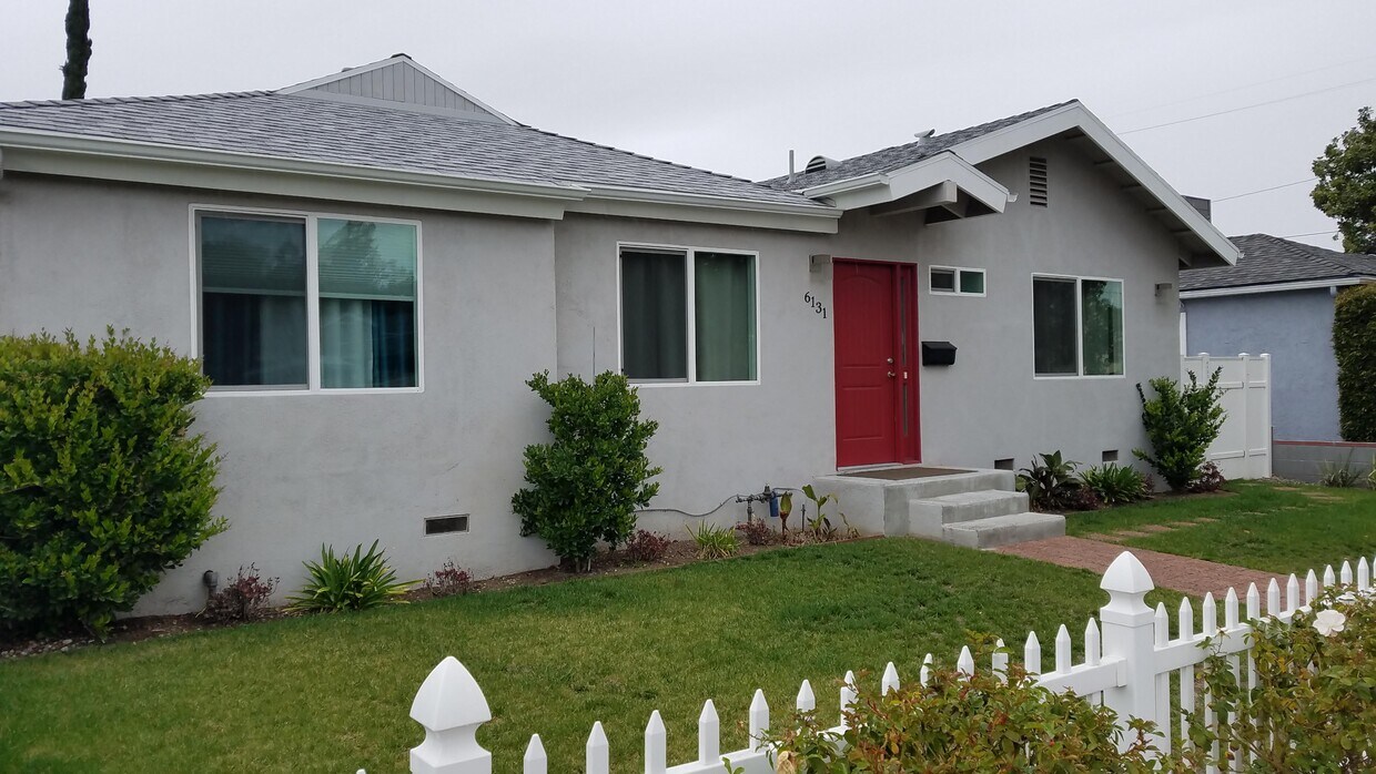 Primary Photo - 6131 Wilbur Ave