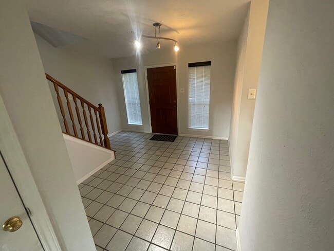 Foto del edificio - 62 Plum Ct