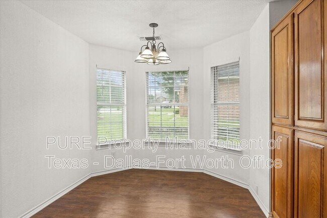 Foto del edificio - 3905 Frisco Cir