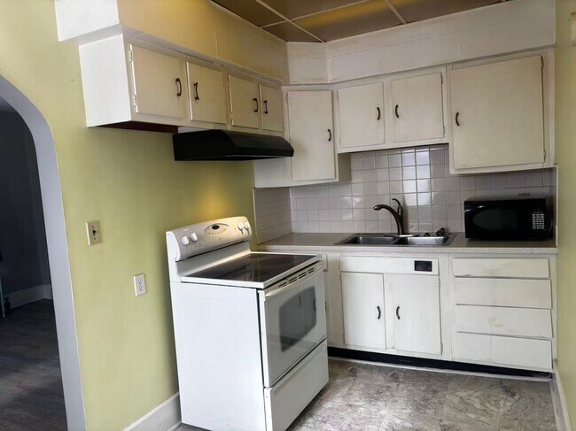 Foto del edificio - 214 S Glenwood Ave