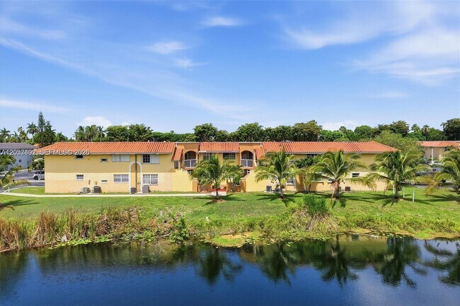 Foto del edificio - 15635 SW 74th Cir Dr