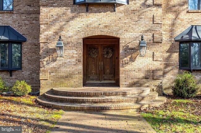 Foto del edificio - 1322 Commissioners Rd