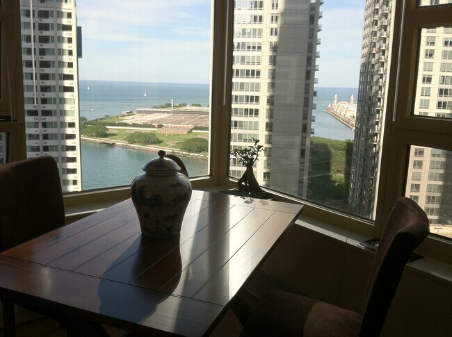 Foto del edificio - 401 E Ontario St