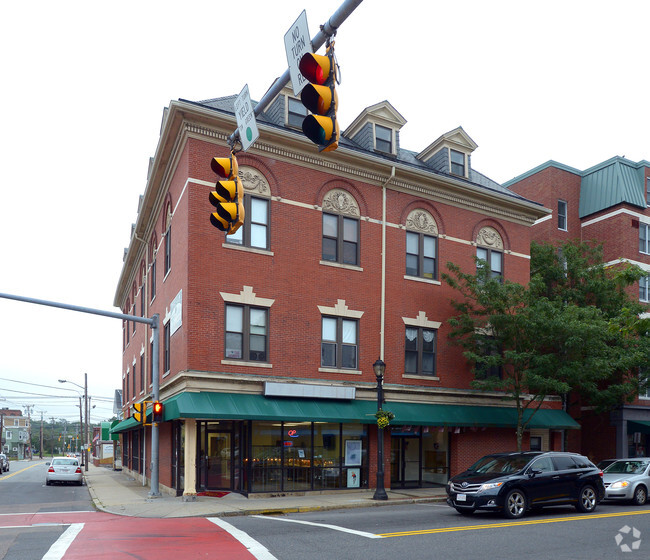 Foto del edificio - 6 S Washington St