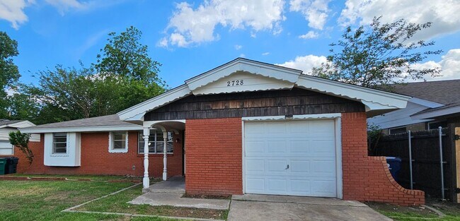 Foto del edificio - 2728 SW 65th St
