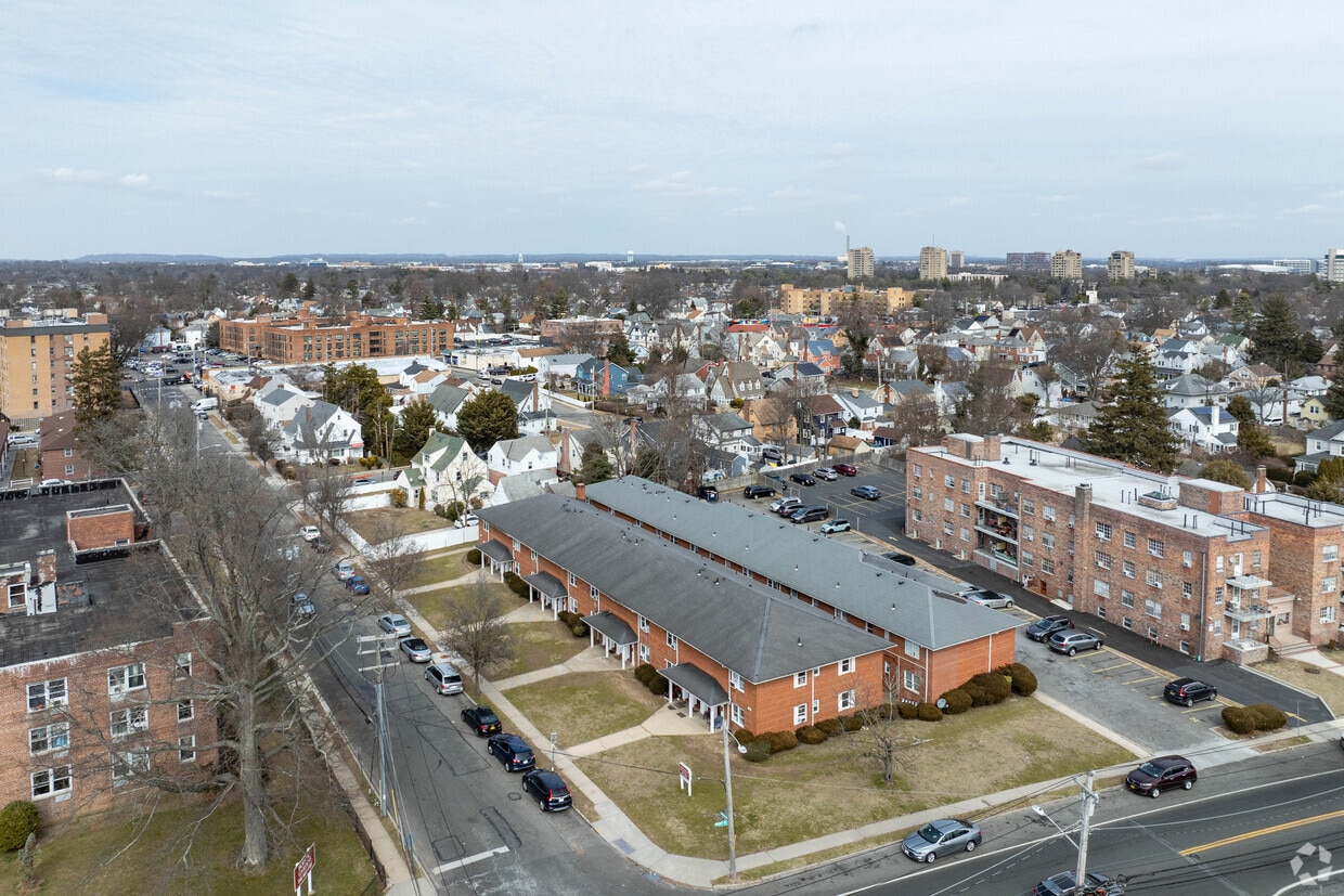 Aerial Photo - 60 Hendrickson Ave
