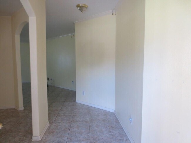 Foto del edificio - 9907 Golden Glen Dr