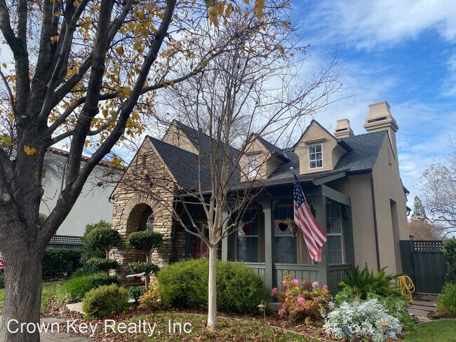 Foto del edificio - 3 br, 3 bath House - 2697 Daisy Lane