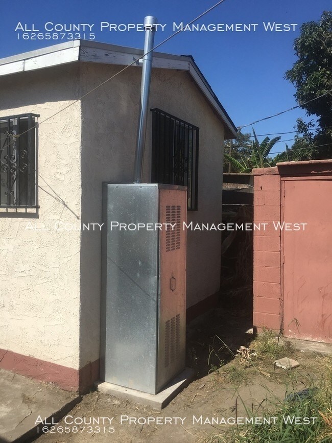 Foto del edificio - 8323 Grape St