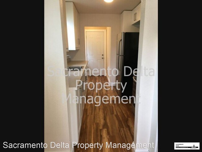 Foto del edificio - 1 br, 1 bath House - 4200 51st Street^^