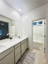 Building Photo - 600 Carriage Hill Dr