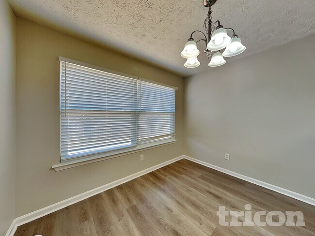 Foto del edificio - 185 Labrea Blvd