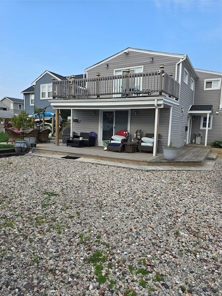 Photo - 18 Julian Pl Apartment