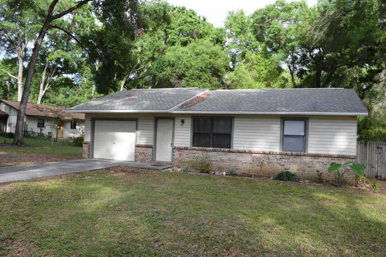 Primary Photo - 3 Juniper Trail Terrace
