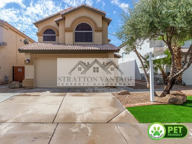 Foto del edificio - 3719 E Inverness Ave