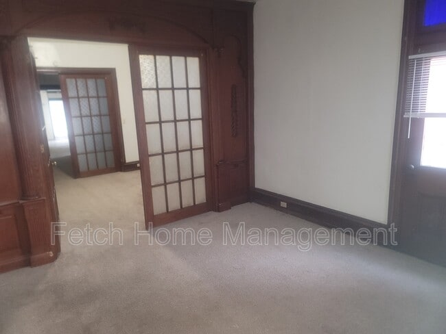 Foto del edificio - 107-109 East Main Street