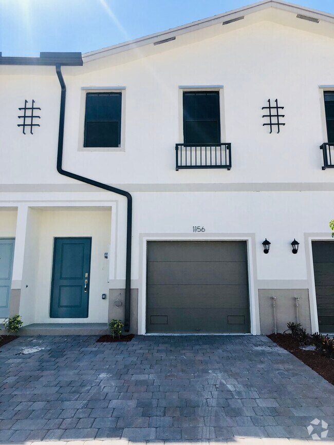 Abel Homes at Keys Winds Houses for Rent with a Swimming Pool