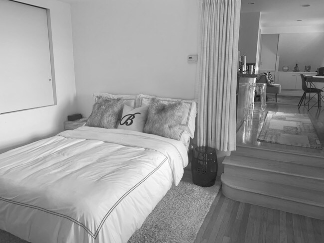 Foto del edificio - 1271 Ozeta Terrace