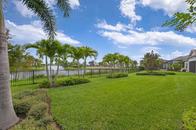 Building Photo - 10904 Stellar Cir