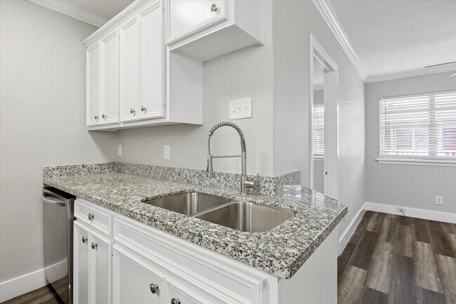 Foto del edificio - 3618 Garrott St