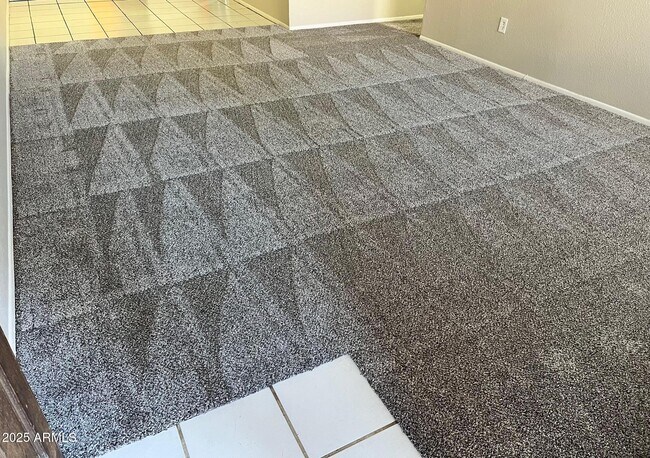 Foto del edificio - 1927 E Hampton Ave