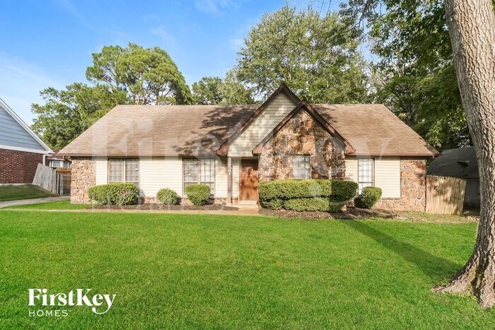 Primary Photo - 4504 Laird Dr