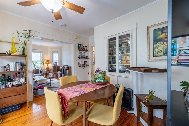 Foto del edificio - 65-67 Allston St