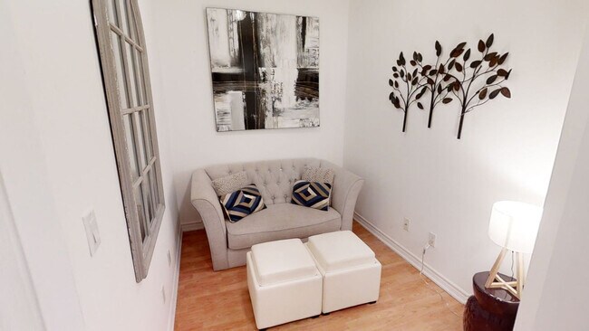 Photo du bâtiment - 761 Bay St.