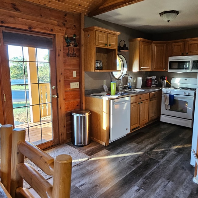 Building Photo - 424 Overlook Ct