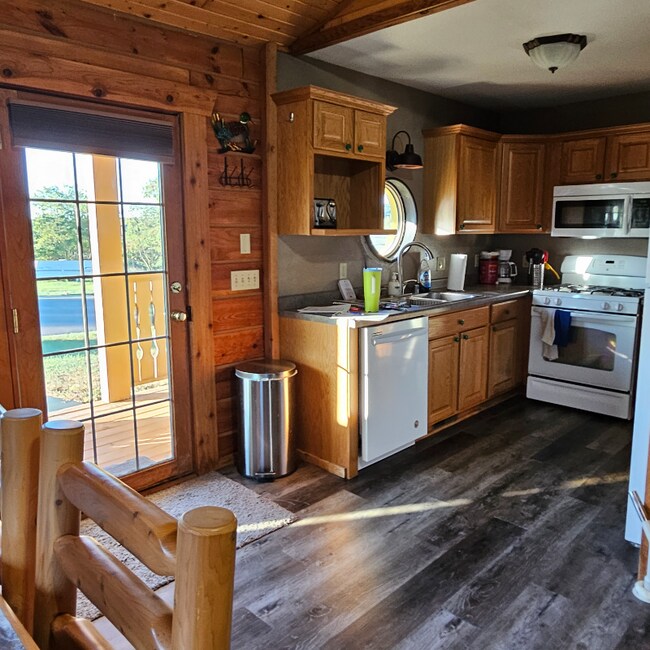 Foto del edificio - 424 Overlook Ct