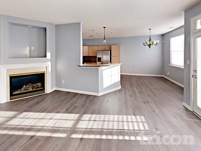 Building Photo - 3846 Tioga Ln
