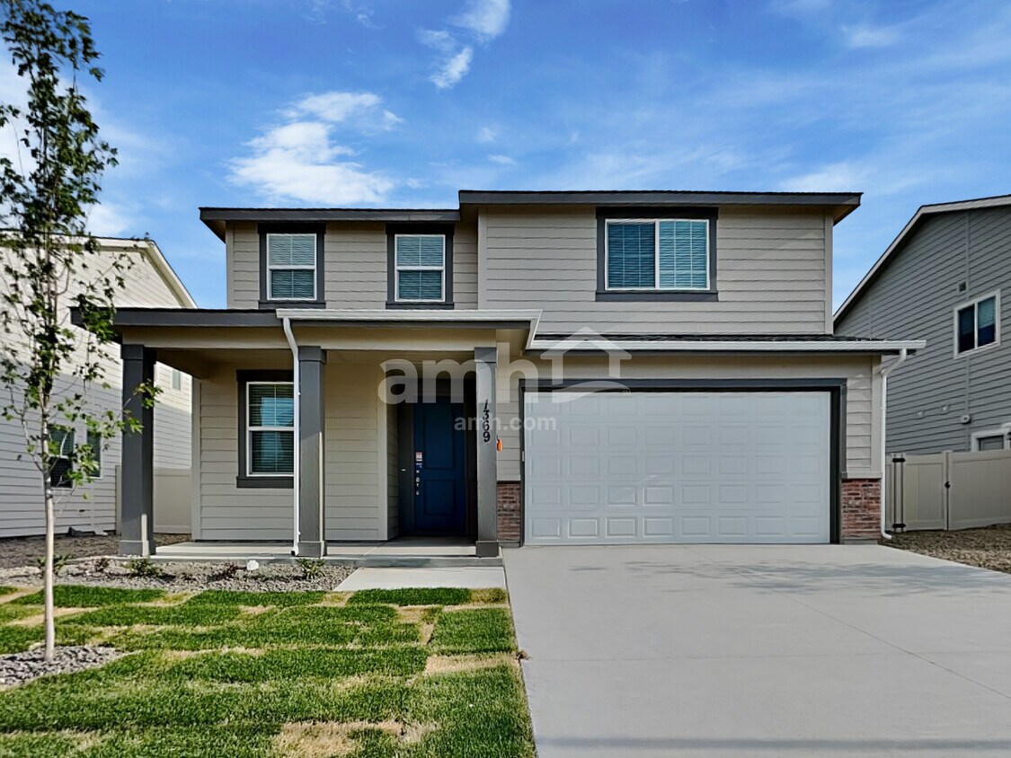Foto principal - 1369 E Old Mesquite St