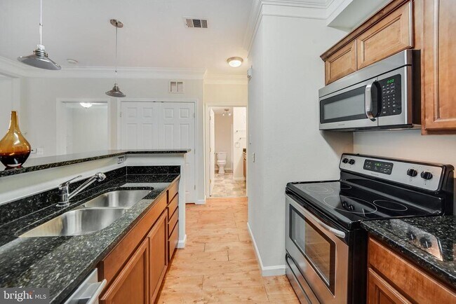 Foto del edificio - 1550 Spring Gate Dr.