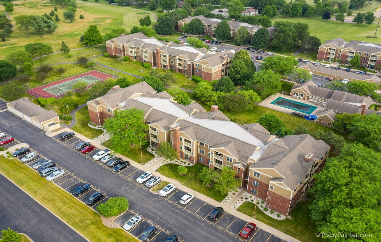 Foto principal - 122 Glengarry Dr