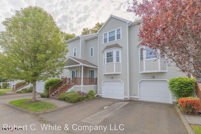 Building Photo - 2 br, 2.5 bath House - 8 Saint Andrews Cir...